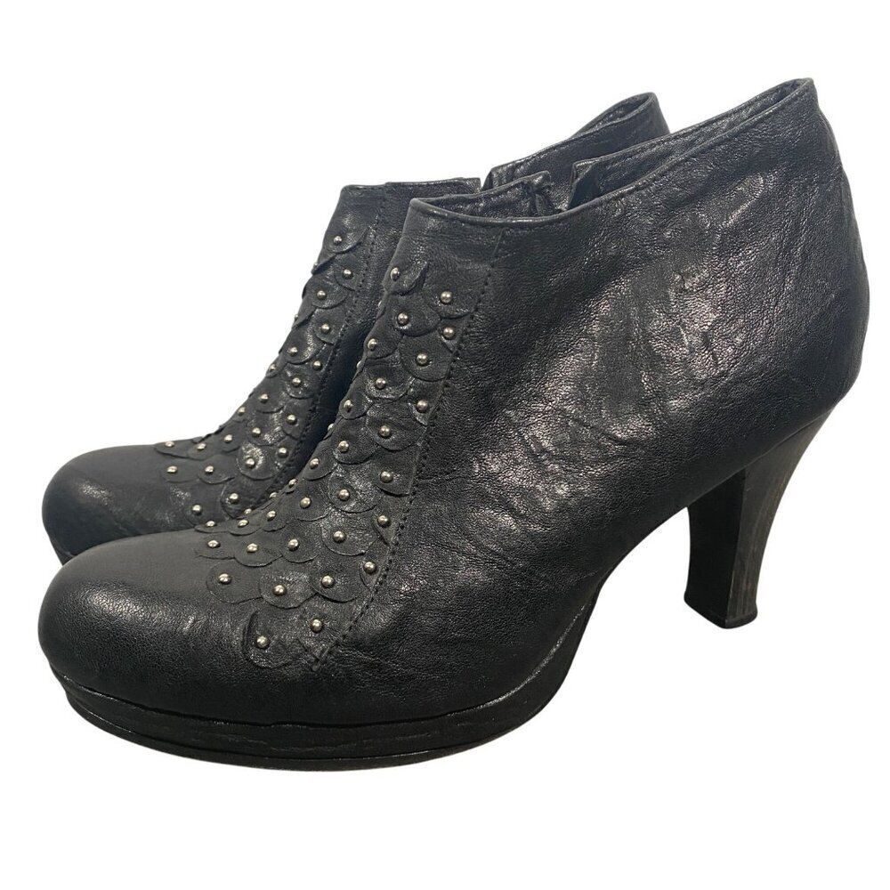 Calleen Cordero Black Leather Studded Heeled Ankle Boots Size 9 whimsigoth
